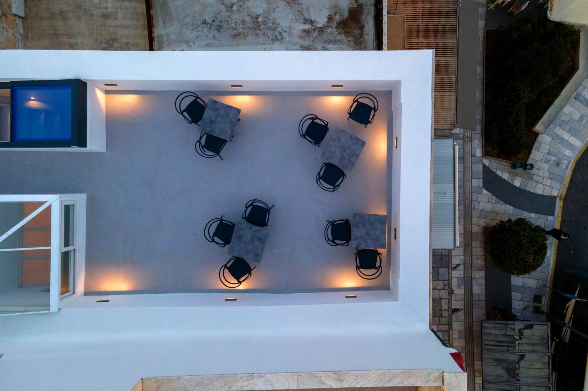 Skylight Hotel Ermoupoli Bagian luar foto