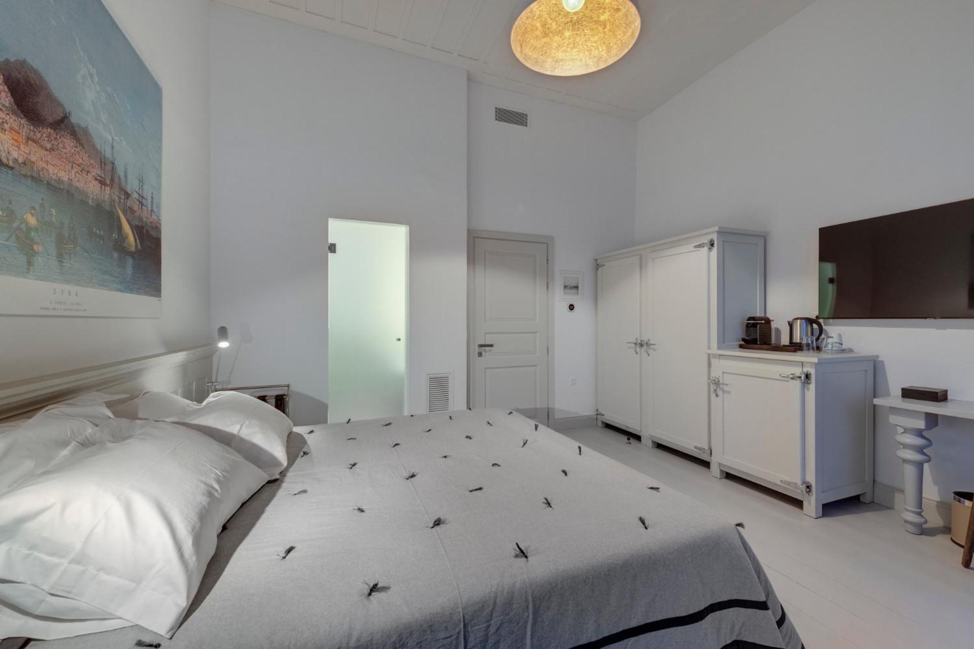 Skylight Hotel Ermoupoli Bagian luar foto